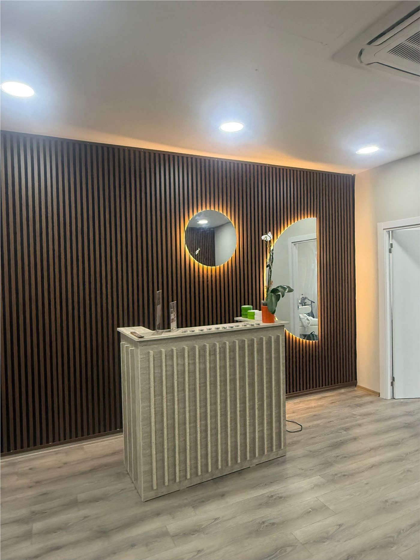 Pera Wellness Beauty resepsiyon alanı